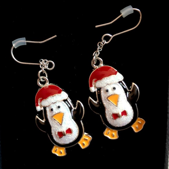 Jewelry - Christmas penguin earrings Never worn! NWOT